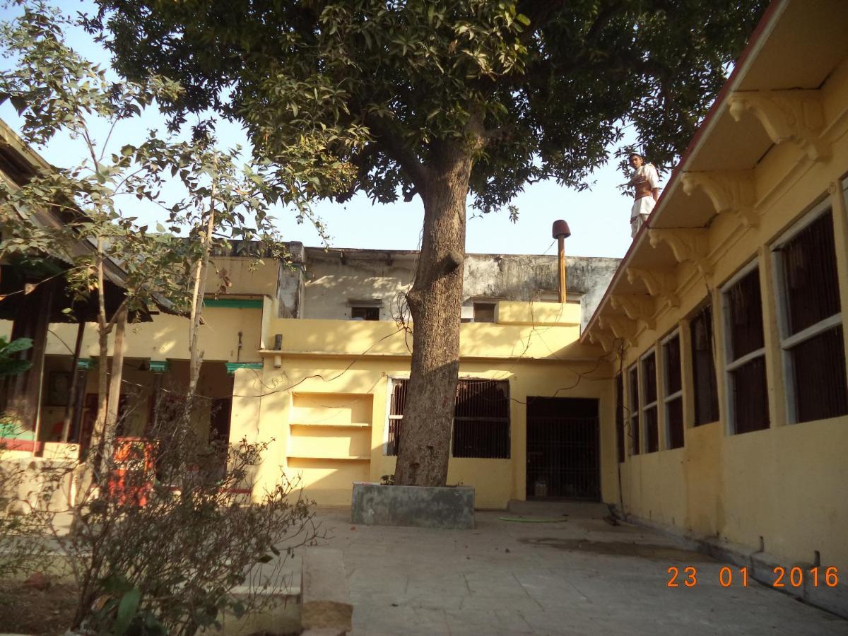 Hotel Shri Swami Sheetal Das Akhada B1-88 Assi , Near Pushkar Talab,Varanasi, Ashram Dharmshala Exterior foto