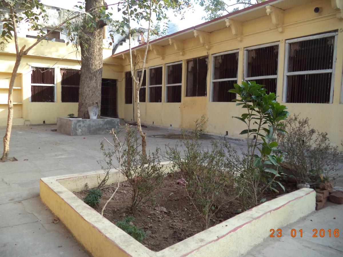 Hotel Shri Swami Sheetal Das Akhada B1-88 Assi , Near Pushkar Talab,Varanasi, Ashram Dharmshala Exterior foto