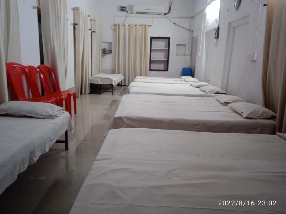 Hotel Shri Swami Sheetal Das Akhada B1-88 Assi , Near Pushkar Talab,Varanasi, Ashram Dharmshala Exterior foto